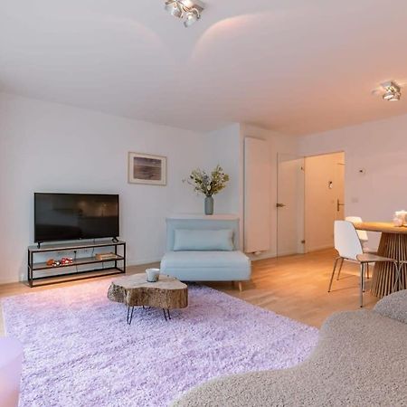 Bright Apartment Nearby The Beach In De Haan Bagian luar foto