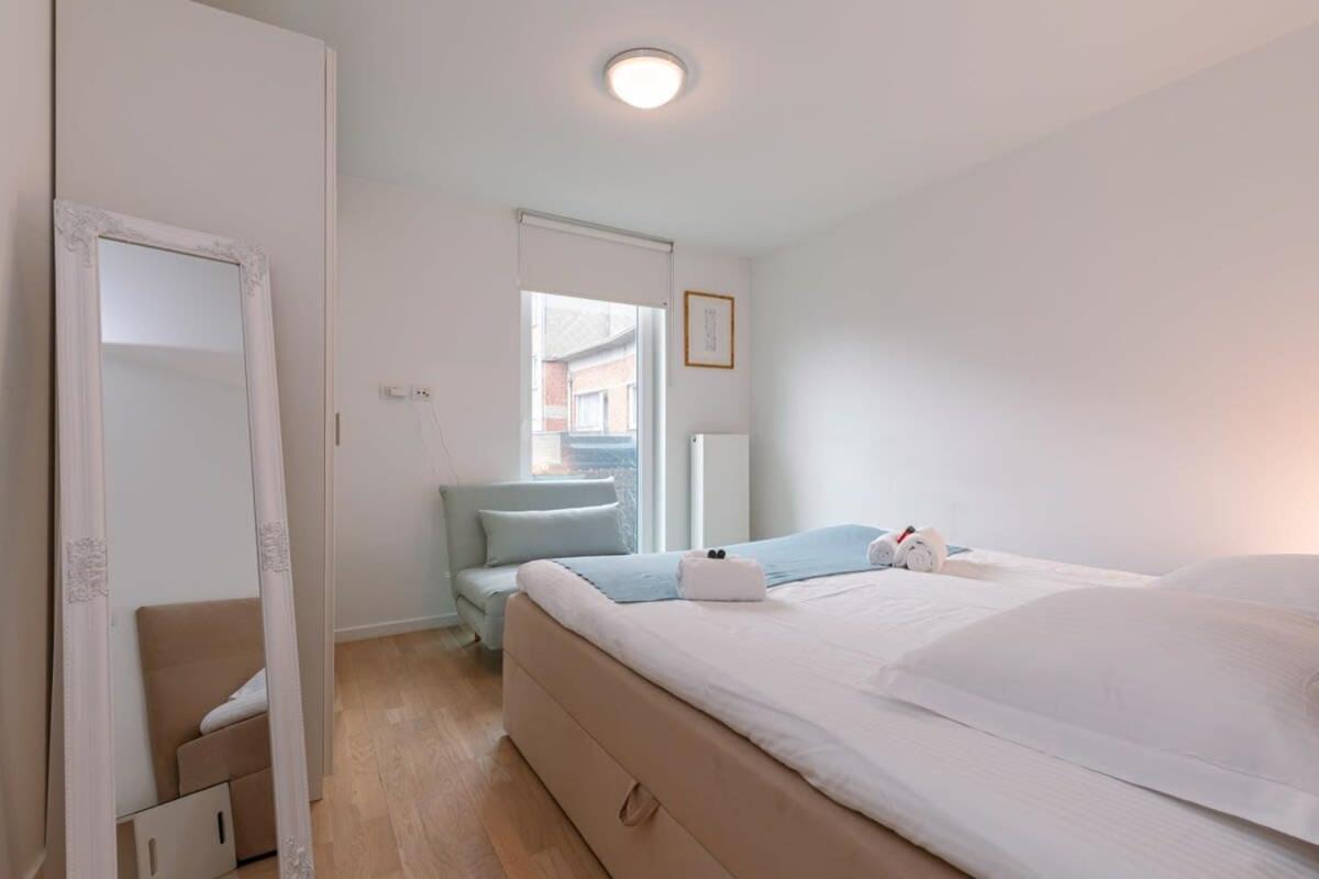 Bright Apartment Nearby The Beach In De Haan Bagian luar foto